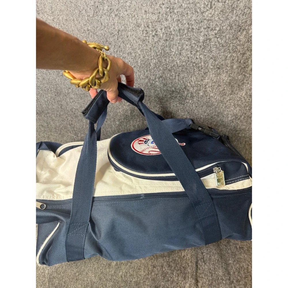 MLB New York Yankees Duffle Bag Navy Blue White Gym Travel Weekender Sport Bag